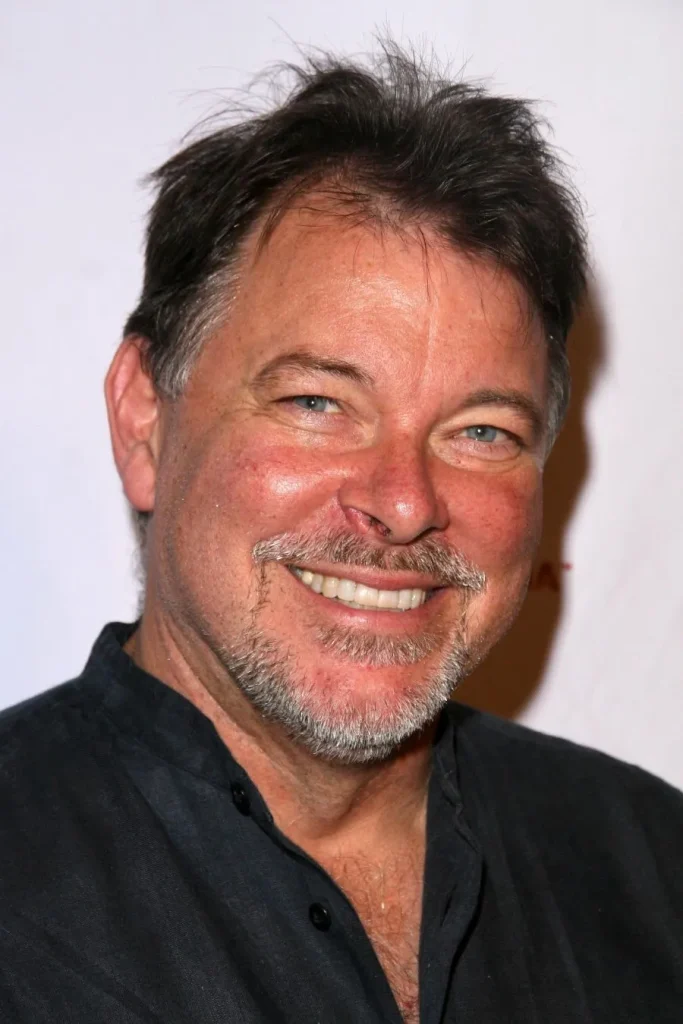 Foto vom lächelnden Jonathan Frakes